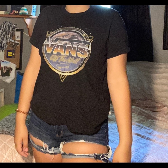 XLG Vans Crop Top - Picture 2 of 4